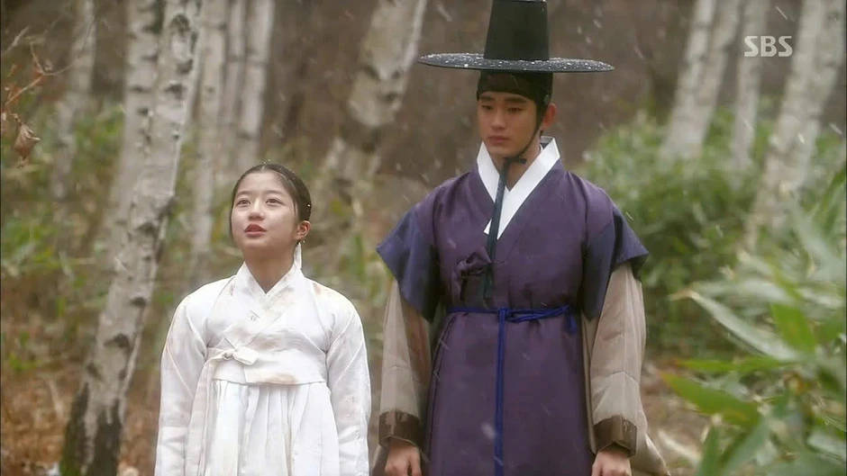 Kim Soo Hyun bị 'đào lại' loạt phát ngôn kém duyên với bạn diễn chưa thành niên Kim Soo Hyun bị 'đào lại' loạt phát ngôn kém duyên với bạn diễn chưa thành niên