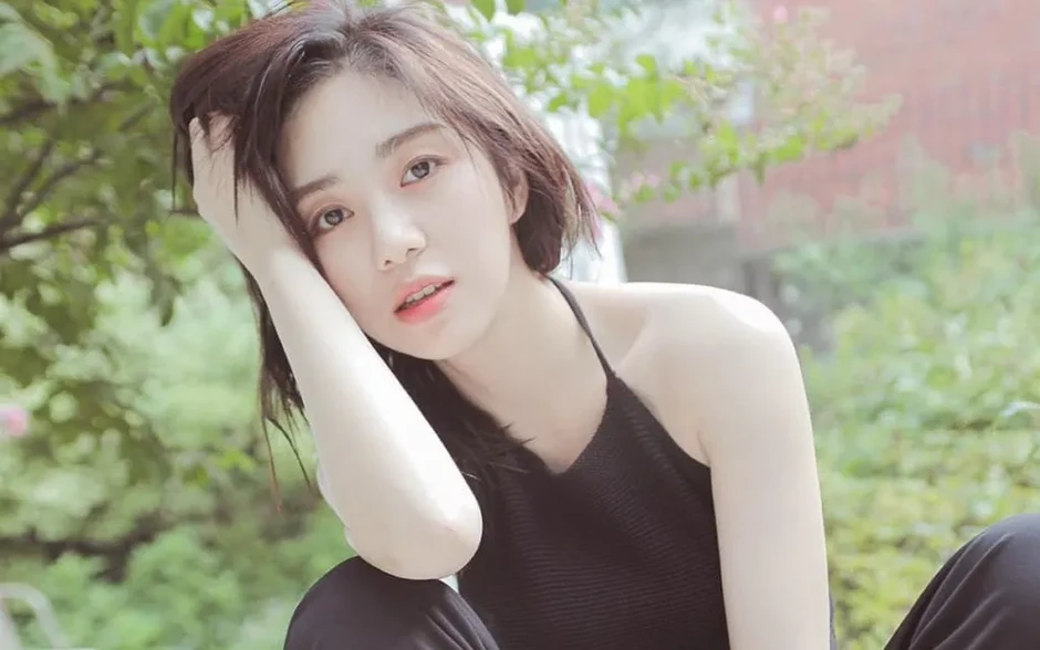 Kwon Min A lên tiếng sau phán quyết về vụ xâm hại từng công khai Kwon Min A lên tiếng sau phán quyết về vụ xâm hại từng công khai