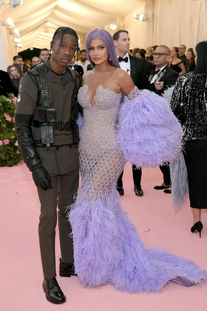 Kylie Jenner sợ hãi lời nguyền Met Gala, vội cất "chàng thơ" Timothée Chalamet ở nhà? Kylie Jenner sợ hãi lời nguyền Met Gala, vội cất "chàng thơ" Timothée Chalamet ở nhà?