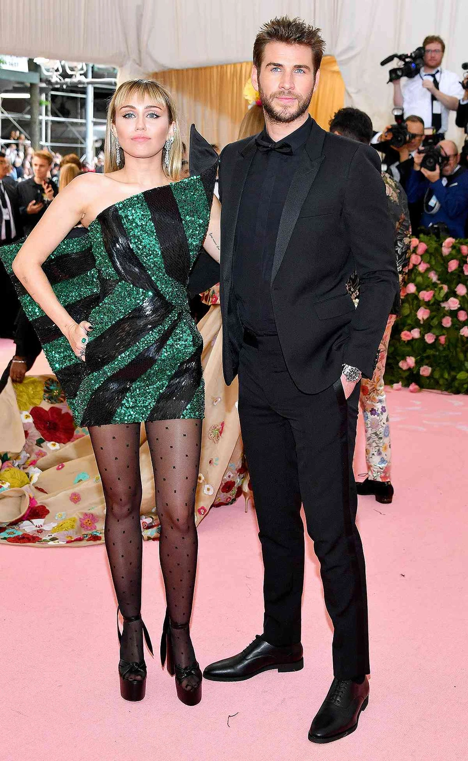 Kylie Jenner sợ hãi lời nguyền Met Gala, vội cất "chàng thơ" Timothée Chalamet ở nhà? Kylie Jenner sợ hãi lời nguyền Met Gala, vội cất "chàng thơ" Timothée Chalamet ở nhà?