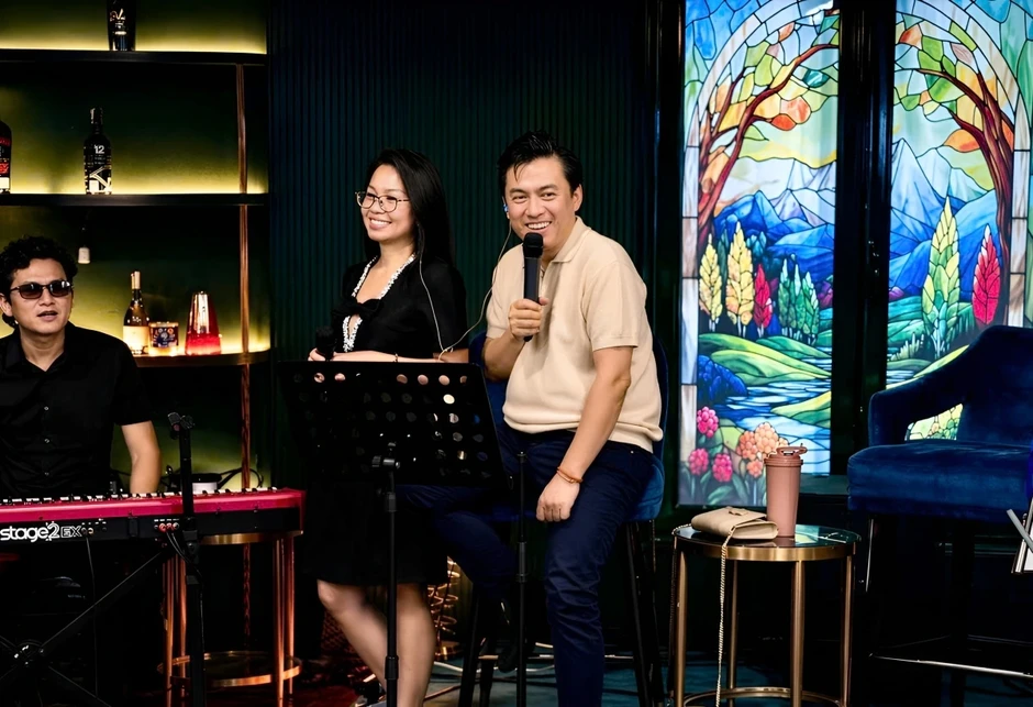 Lam Trường nhớ kỷ niệm lần đầu song ca với Cẩm Ly 30 năm trước Lam Trường nhớ kỷ niệm lần đầu song ca với Cẩm Ly 30 năm trước