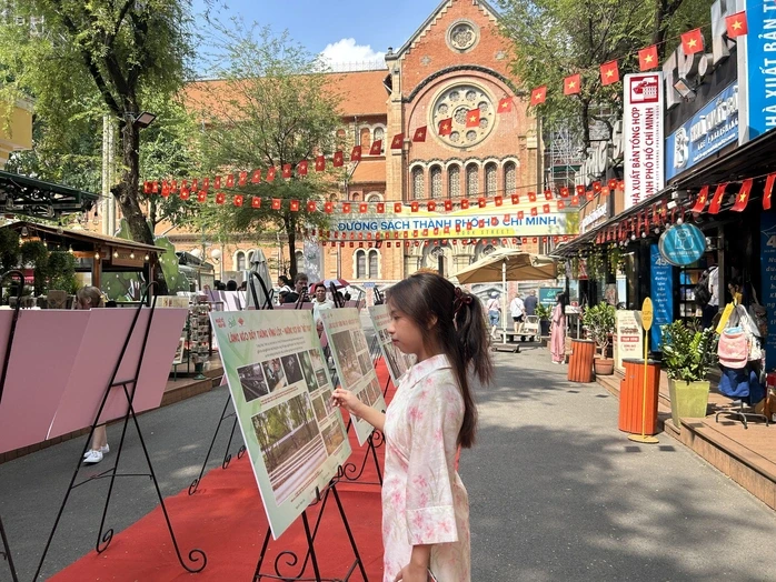 Lan tỏa tình yêu làng nghề truyền thống Lan tỏa tình yêu làng nghề truyền thống