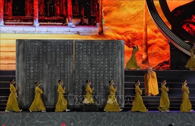 Lễ đón nhận Bằng của UNESCO và khai mạc Festival 'Về miền di sản Bắc Ninh - 2026' Lễ đón nhận Bằng của UNESCO và khai mạc Festival 'Về miền di sản Bắc Ninh - 2026'