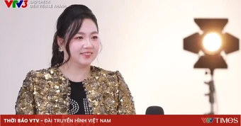 Lê Khánh chia sẻ về áp lực làm mới mình sau gần 3 thập kỷ theo nghiệp diễn