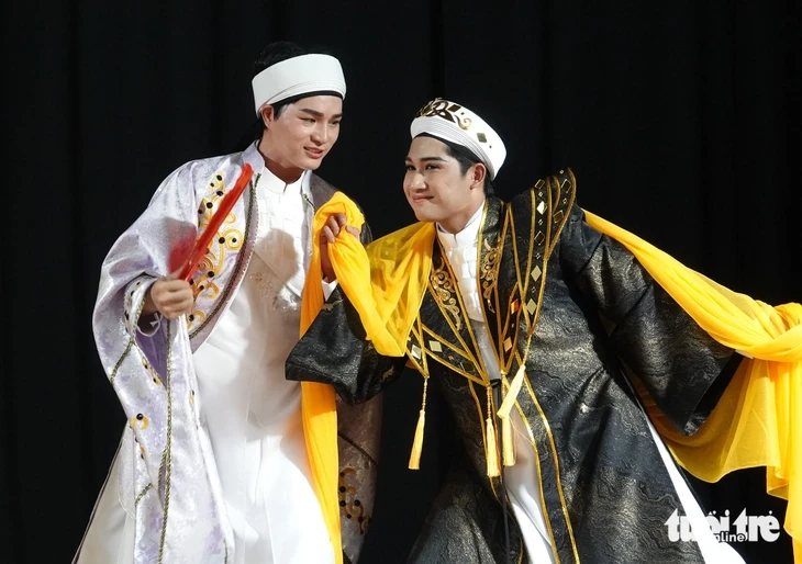 Lê Nguyên Đạt đưa cải lương thể nghiệm Nhật thực đến Trung Quốc Lê Nguyên Đạt đưa cải lương thể nghiệm Nhật thực đến Trung Quốc