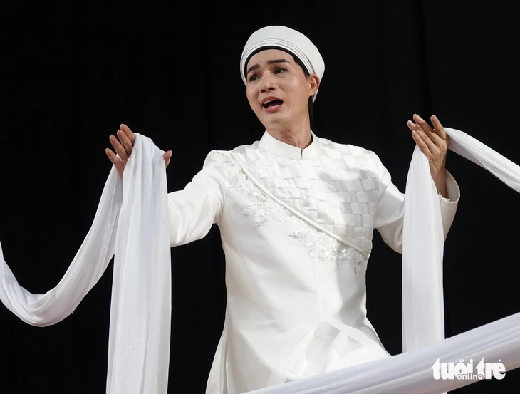 Lê Nguyên Đạt đưa cải lương thể nghiệm Nhật thực đến Trung Quốc Lê Nguyên Đạt đưa cải lương thể nghiệm Nhật thực đến Trung Quốc