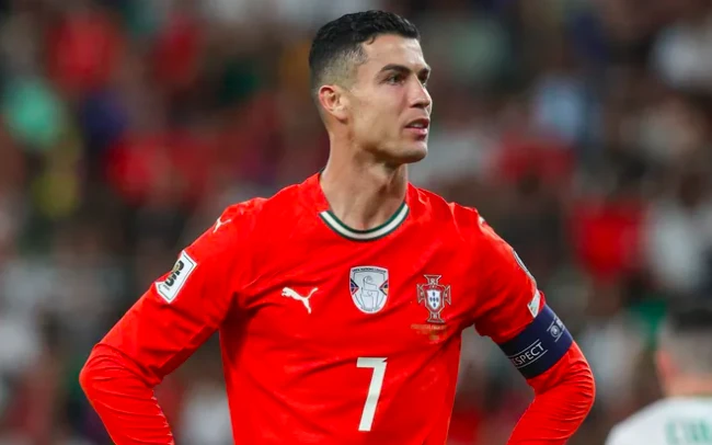 Lionel Messi và Cristiano Ronaldo có thể chạm trán tại FIFA World Cup 2026? Lionel Messi và Cristiano Ronaldo có thể chạm trán tại FIFA World Cup 2026?