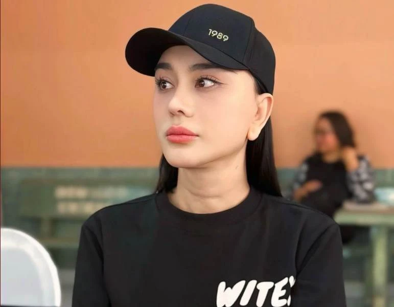 Loạt sao Việt chia buồn với ca sĩ Lâm Khánh Chi Loạt sao Việt chia buồn với ca sĩ Lâm Khánh Chi