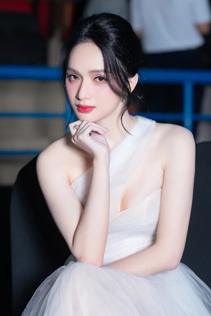 Lội ngược dòng phút cuối, Hương Giang dẫn đầu MGI All Stars Lội ngược dòng phút cuối, Hương Giang dẫn đầu MGI All Stars