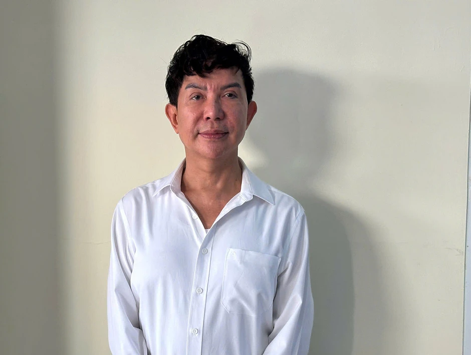 Long Nhật, Sơn Ngọc Minh vừa bị khởi tố trong đường dây ma tuý đặc biệt lớn là ai? Long Nhật, Sơn Ngọc Minh vừa bị khởi tố trong đường dây ma tuý đặc biệt lớn là ai?