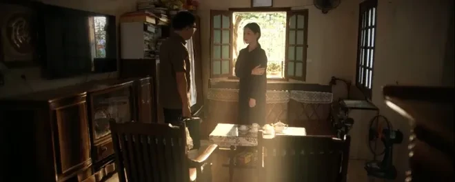 Lửa trắng - Tập 17: Lão Công tỉnh lại, Sương hoàn thành nhiệm vụ, xe của Trường nổ bị cài bom