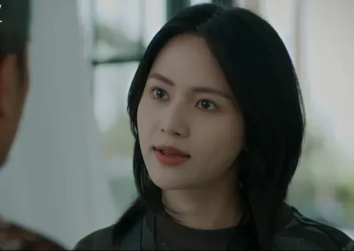Lửa trắng - Tập 6: Trùm ma túy mua chuộc con gái bằng thẻ đen Lửa trắng - Tập 6: Trùm ma túy mua chuộc con gái bằng thẻ đen