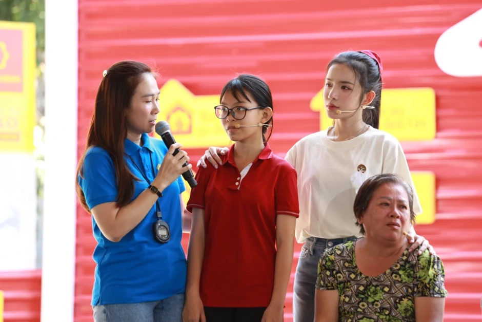 Lý do diễn viên phim trăm tỉ của Trấn Thành khóc nghẹn trên truyền hình Lý do diễn viên phim trăm tỉ của Trấn Thành khóc nghẹn trên truyền hình