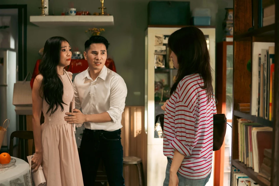 Mỹ nam Vbiz lộ diện sau 2 năm mất tích, ra sao mà netizen "nhìn mặt đã thấy ức chế" Mỹ nam Vbiz lộ diện sau 2 năm mất tích, ra sao mà netizen "nhìn mặt đã thấy ức chế"