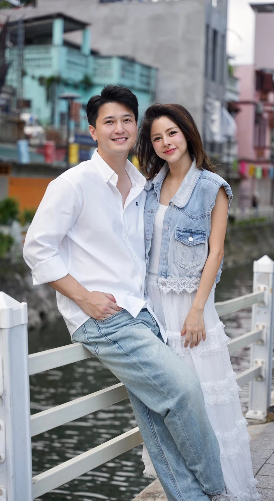 Mỹ nam VTV yêu mẹ đơn thân hơn 6 tuổi có 1 con riêng: Đã đăng ký kết hôn, chưa tổ chức đám cưới Mỹ nam VTV yêu mẹ đơn thân hơn 6 tuổi có 1 con riêng: Đã đăng ký kết hôn, chưa tổ chức đám cưới