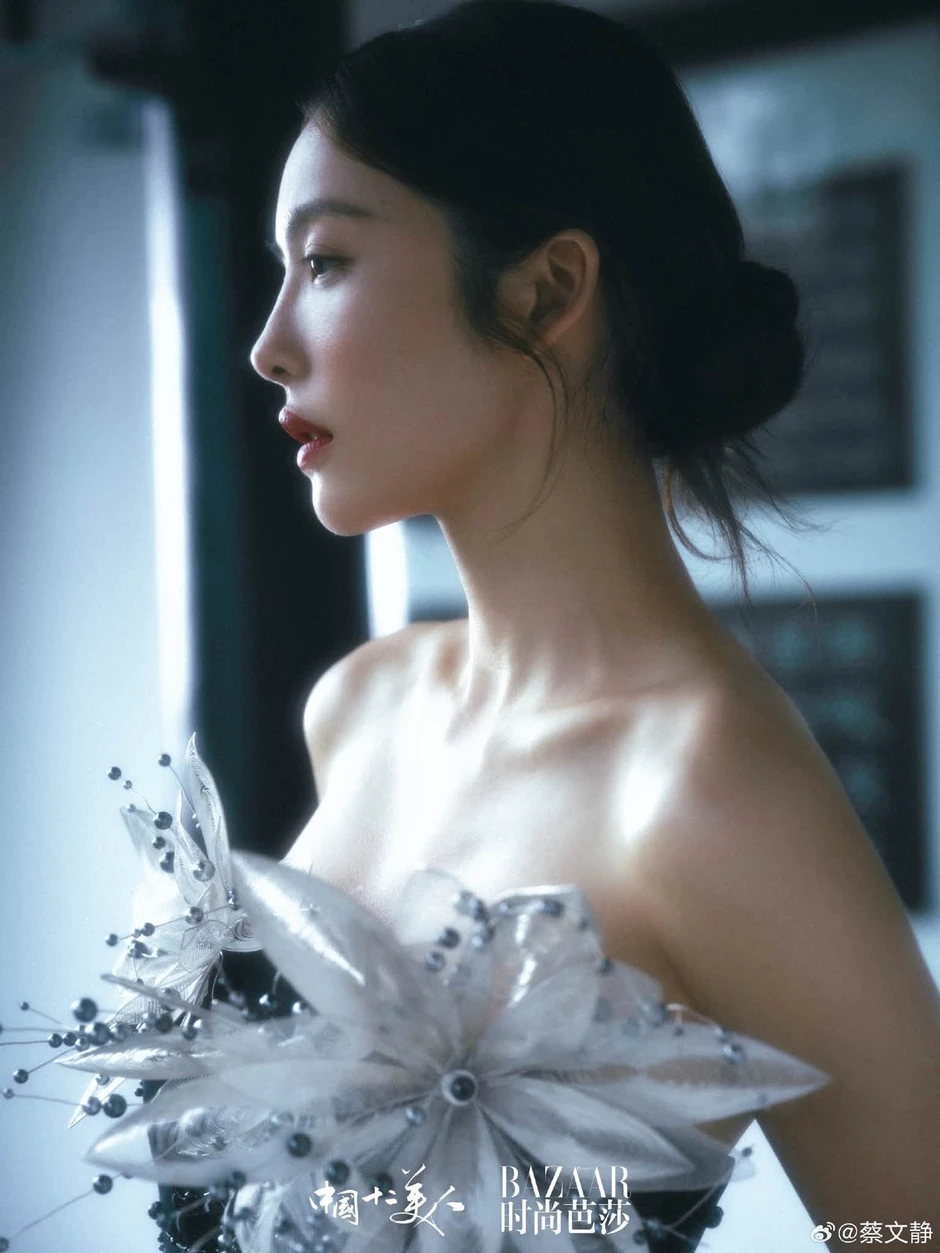 Mỹ nhân bị rút phim mới vì trúng chiêu trò trong showbiz: Vừa mất tiền, vừa dính họa Mỹ nhân bị rút phim mới vì trúng chiêu trò trong showbiz: Vừa mất tiền, vừa dính họa