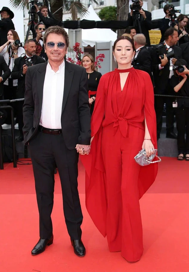 Mỹ nhân châu Á nhận đặc quyền chưa từng có trong lịch sử Cannes, còn chiếm sóng trực tiếp gần 3 phút Mỹ nhân châu Á nhận đặc quyền chưa từng có trong lịch sử Cannes, còn chiếm sóng trực tiếp gần 3 phút