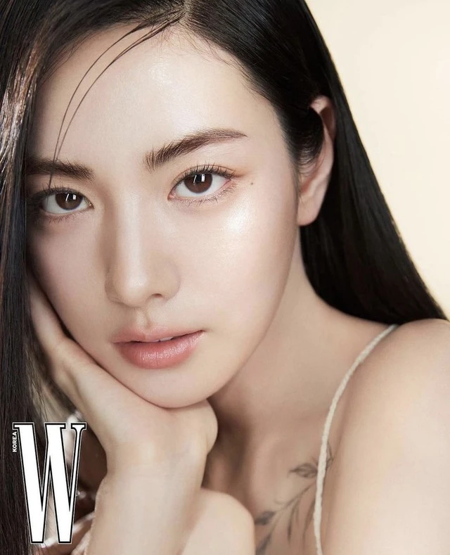 Mỹ nhân đẹp nhất thế giới 17 năm khốn khổ vì quá đẹp Mỹ nhân đẹp nhất thế giới 17 năm khốn khổ vì quá đẹp