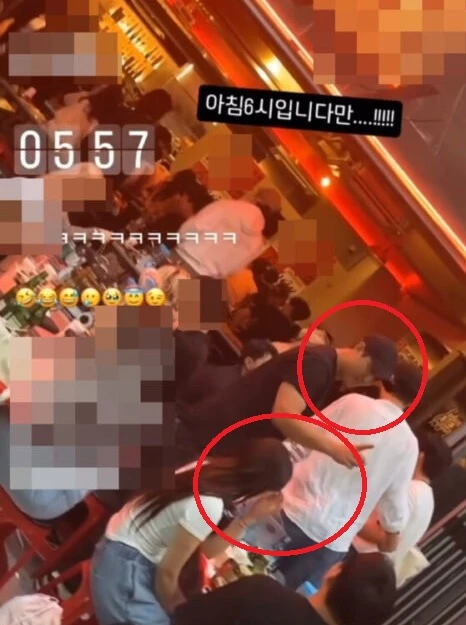Mỹ nhân đình đám showbiz lộ diện với visual không tin nổi hậu drama chồng cầu thủ đi bar với gái lạ Mỹ nhân đình đám showbiz lộ diện với visual không tin nổi hậu drama chồng cầu thủ đi bar với gái lạ