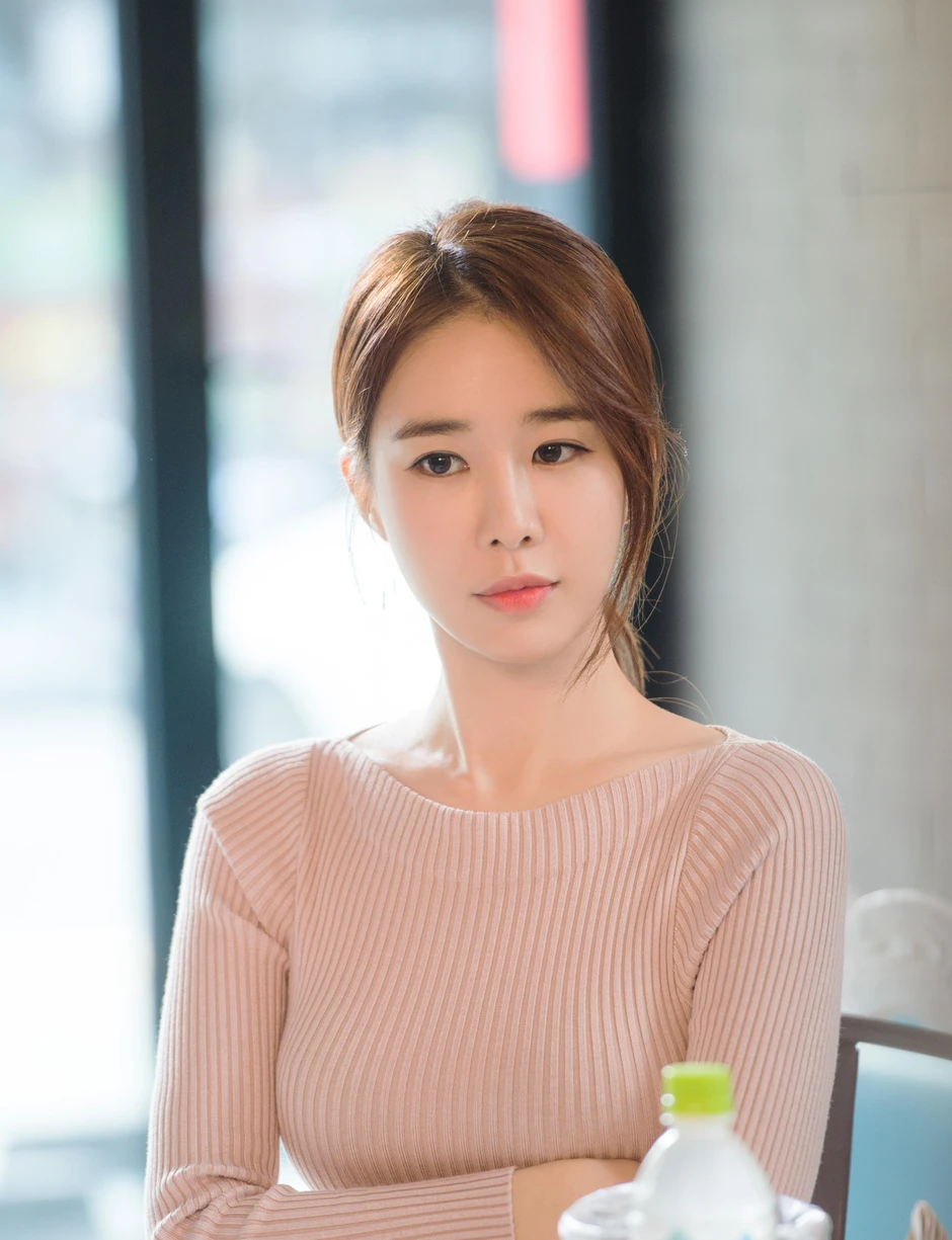 Mỹ nhân được ca sĩ số 1 showbiz làm điều ngoại lệ: Nhan sắc 20 năm không già, cất giọng là được yêu Mỹ nhân được ca sĩ số 1 showbiz làm điều ngoại lệ: Nhan sắc 20 năm không già, cất giọng là được yêu