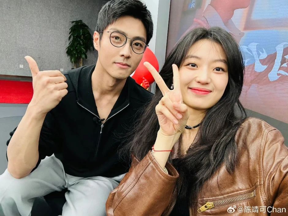 Mỹ nhân gen Z viral khắp Việt Nam cả tháng qua bị bóc trần nhan sắc thật Mỹ nhân gen Z viral khắp Việt Nam cả tháng qua bị bóc trần nhan sắc thật