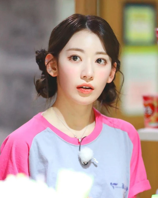 Mỹ nhân hát dở bị ghét nhất showbiz: 13 tuổi đã nổi tiếng cả nước, tâm cơ phá hoại đồng nghiệp Mỹ nhân hát dở bị ghét nhất showbiz: 13 tuổi đã nổi tiếng cả nước, tâm cơ phá hoại đồng nghiệp