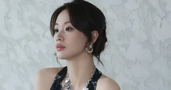 Mỹ nhân mất sự nghiệp vì một quả táo