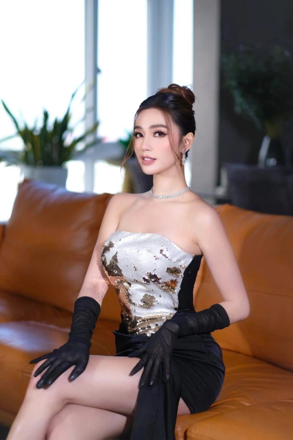 Mỹ nhân “Trại Buôn Người” Khánh My: Sống ở penthouse Phú Mỹ Hưng, có thêm tòa nhà 7 tầng 40 phòng giữa trung tâm TP.HCM Mỹ nhân “Trại Buôn Người” Khánh My: Sống ở penthouse Phú Mỹ Hưng, có thêm tòa nhà 7 tầng 40 phòng giữa trung tâm TP.HCM