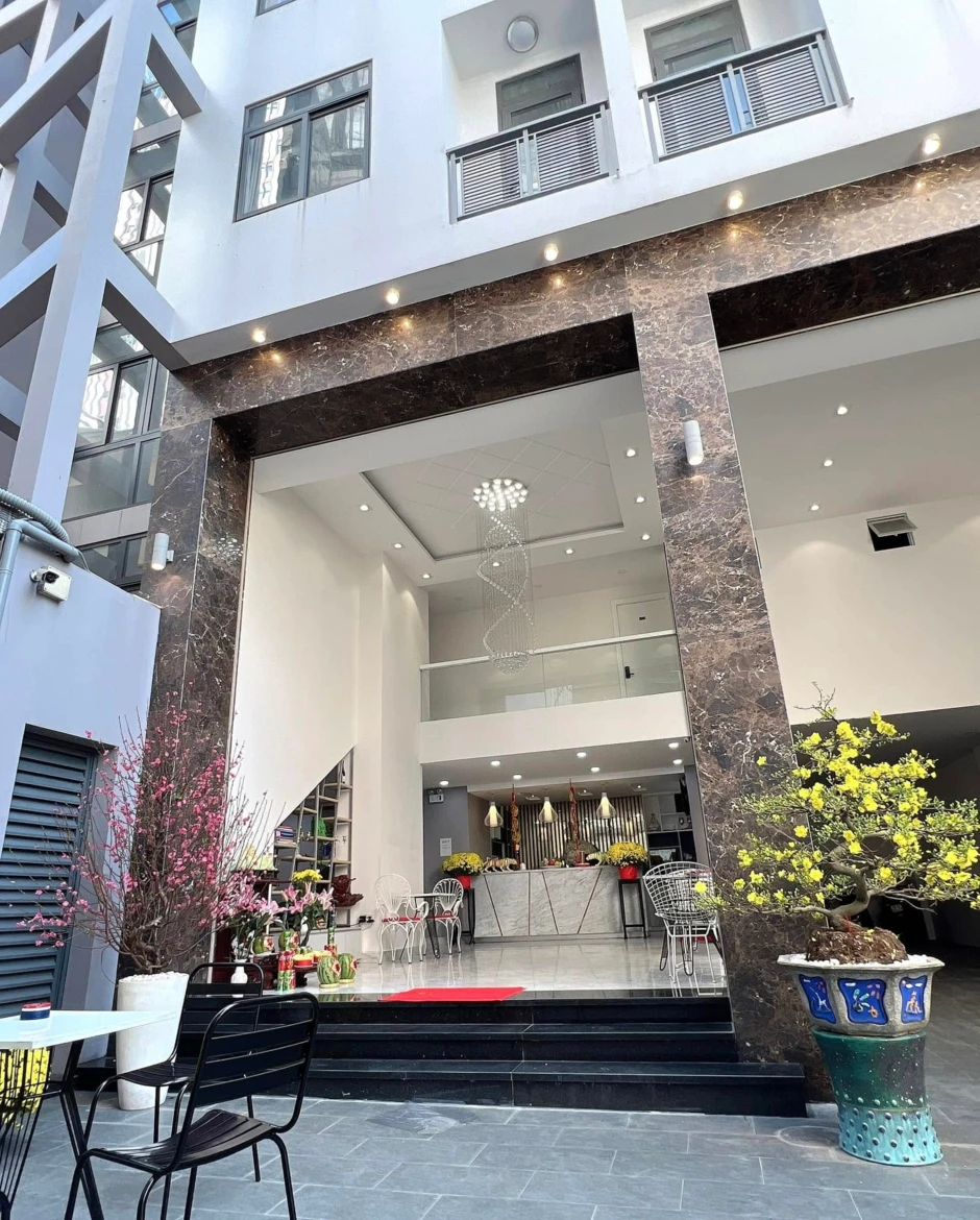Mỹ nhân “Trại Buôn Người” Khánh My: Sống ở penthouse Phú Mỹ Hưng, có thêm tòa nhà 7 tầng 40 phòng giữa trung tâm TP.HCM Mỹ nhân “Trại Buôn Người” Khánh My: Sống ở penthouse Phú Mỹ Hưng, có thêm tòa nhà 7 tầng 40 phòng giữa trung tâm TP.HCM