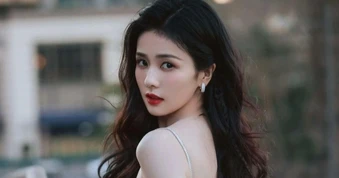 Mỹ nhân Trung Quốc lao đao vì tin đồn được đại gia hơn 21 tuổi “chống lưng”