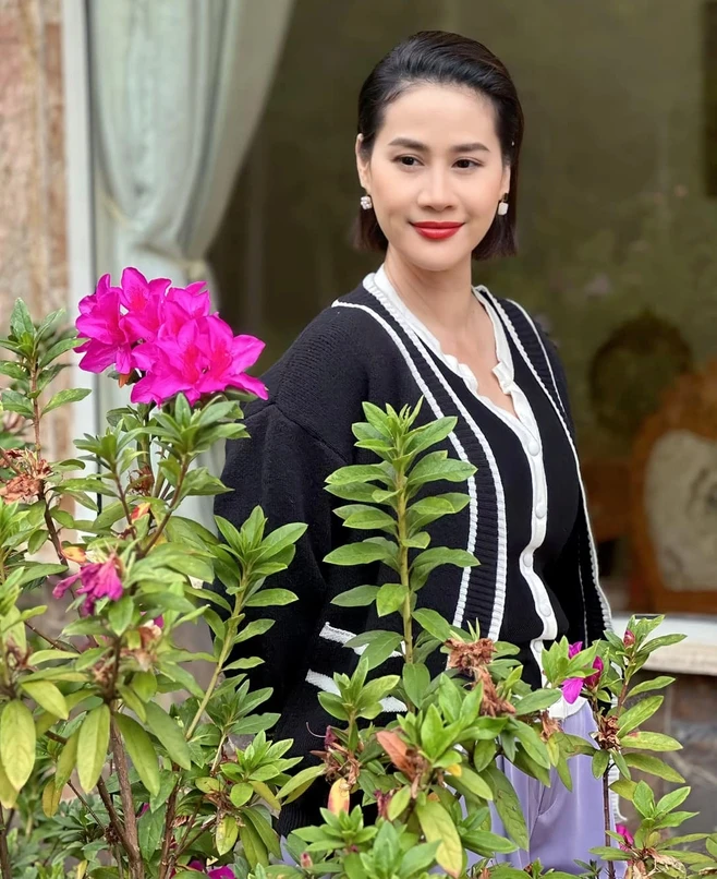 Mỹ nhân Việt duy nhất cả đời không được đóng vai nghèo: Khí chất sang chảnh từ trong máu, làm nô tỳ cũng khó phèn Mỹ nhân Việt duy nhất cả đời không được đóng vai nghèo: Khí chất sang chảnh từ trong máu, làm nô tỳ cũng khó phèn