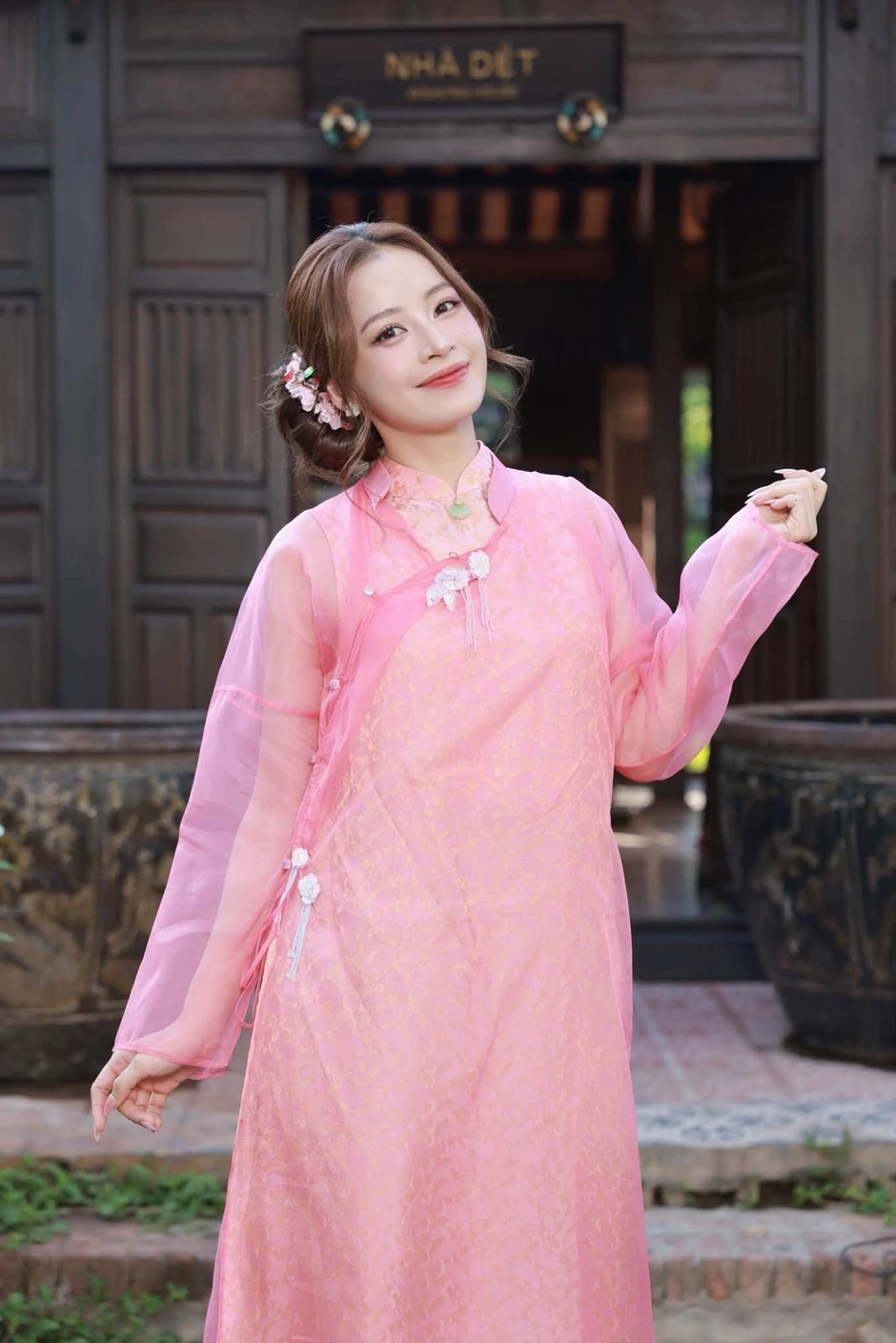 Mỹ nhân Việt làm lu mờ Kim Ji Won, đứng cạnh Suzy vẫn nổi bần bật Mỹ nhân Việt làm lu mờ Kim Ji Won, đứng cạnh Suzy vẫn nổi bần bật