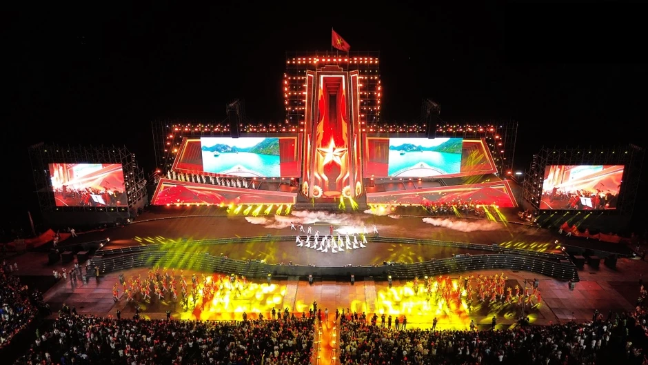 Mãi mãi tuổi 20 - Khúc tráng ca tri ân các Anh hùng liệt sĩ Mãi mãi tuổi 20 - Khúc tráng ca tri ân các Anh hùng liệt sĩ