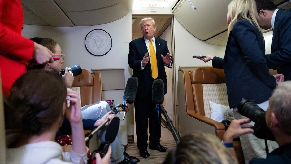 Màn thoát hiểm của ông Trump bị một sao Màn thoát hiểm của ông Trump bị một sao