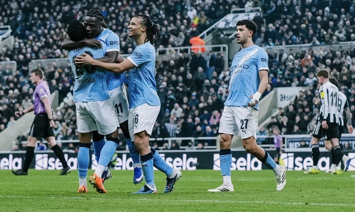 Marmoush lập "cú đúp" siêu phẩm, Man City vào tứ kết FA Cup Marmoush lập "cú đúp" siêu phẩm, Man City vào tứ kết FA Cup