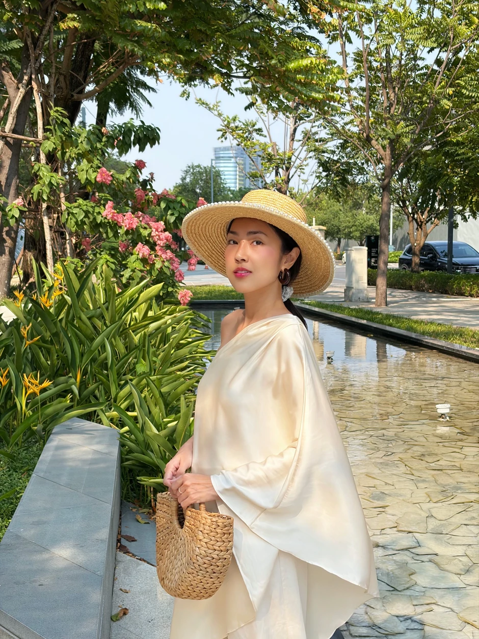 MC Misoa Kim Anh được bạn trai cầu hôn ở tuổi 35 MC Misoa Kim Anh được bạn trai cầu hôn ở tuổi 35
