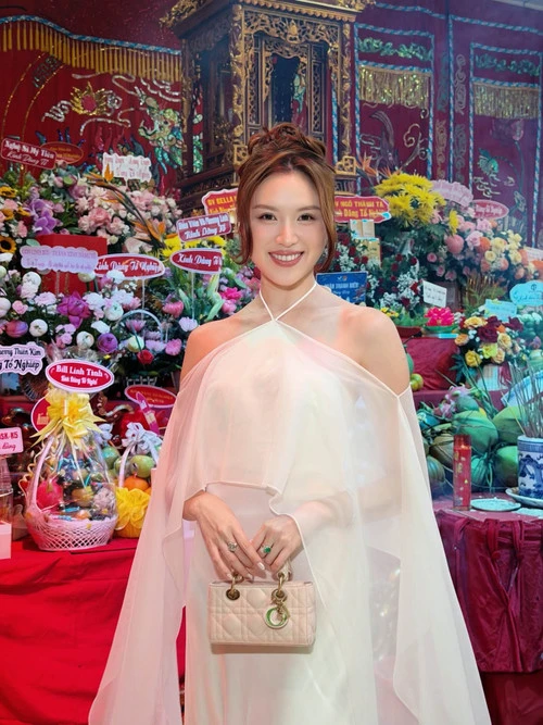 MC Thanh Huyền xin lỗi
