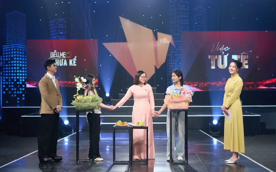 Mẹ đỡ đầu của hàng chục em nhỏ mồ côi Mẹ đỡ đầu của hàng chục em nhỏ mồ côi