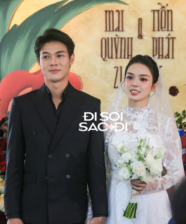Mẹ đơn thân Vbiz được thiếu gia Vĩnh Long si mê rước về làm vợ, giờ sống trong khu nghĩ dưỡng rộng 12.000 m2 Mẹ đơn thân Vbiz được thiếu gia Vĩnh Long si mê rước về làm vợ, giờ sống trong khu nghĩ dưỡng rộng 12.000 m2