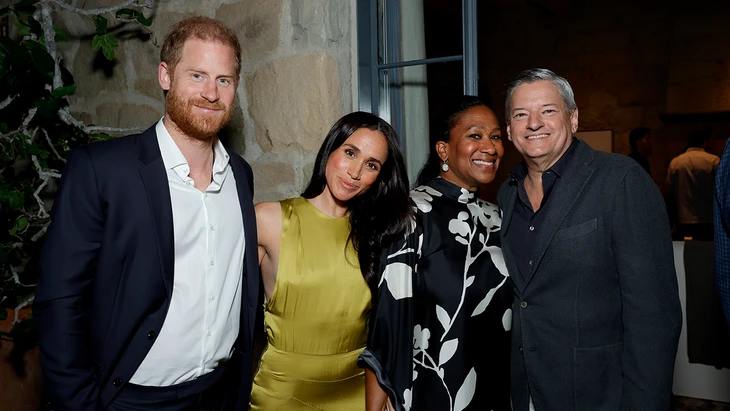 Meghan Markle bị giới siêu giàu xa lánh