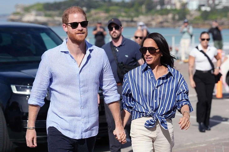 Meghan Markle bị giới siêu giàu xa lánh