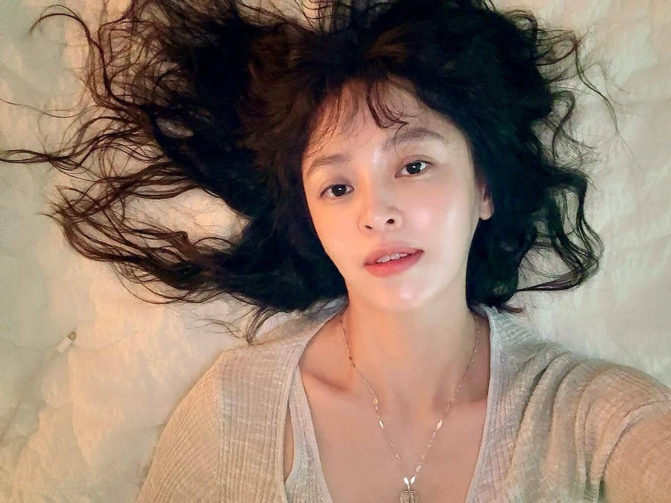 Minh tinh "Nhà vua và chàng hề" tái hôn tuổi 49 với một bác sĩ Minh tinh "Nhà vua và chàng hề" tái hôn tuổi 49 với một bác sĩ