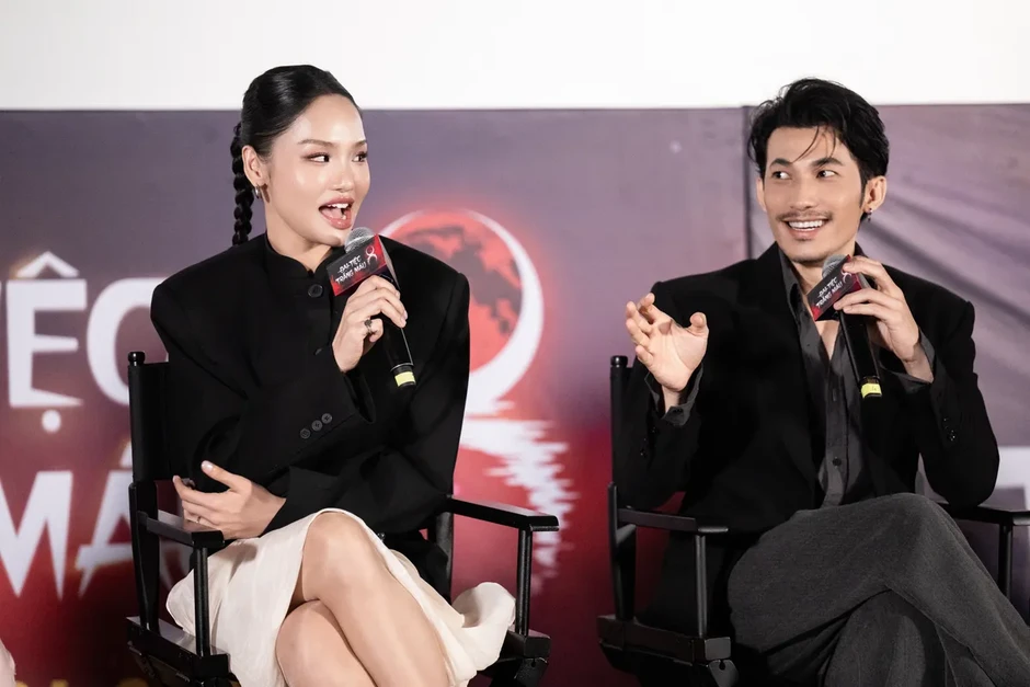 Miu Lê, Liên Bỉnh Phát hát cải lương, rap trong OST của Đại tiệc trăng máu 8 Miu Lê, Liên Bỉnh Phát hát cải lương, rap trong OST của Đại tiệc trăng máu 8