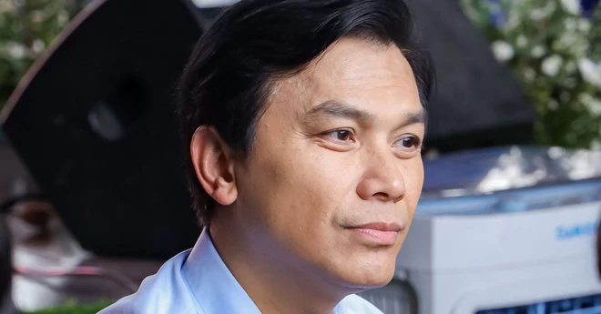 Nam ca sĩ ở Mỹ ra thông báo Nam ca sĩ ở Mỹ ra thông báo