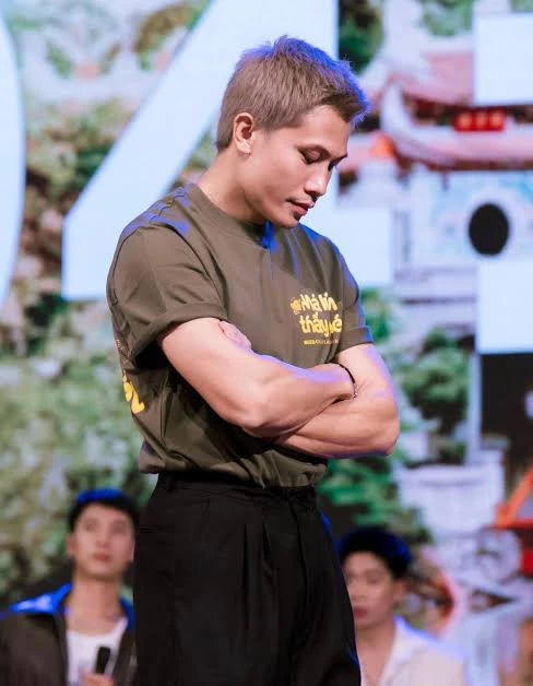 Nam diễn viên khổ nhất Vbiz là đây: Muốn đẹp nhưng không ai cho phép, 6 múi cũng bị ép thành màn hình phẳng Nam diễn viên khổ nhất Vbiz là đây: Muốn đẹp nhưng không ai cho phép, 6 múi cũng bị ép thành màn hình phẳng