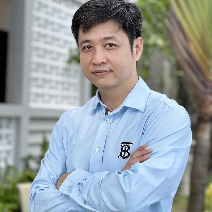 Nam diễn viên phim giờ vàng VTV, ngoài đời là Trung tá công an Nam diễn viên phim giờ vàng VTV, ngoài đời là Trung tá công an