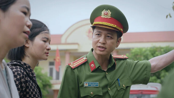 Nam diễn viên phim giờ vàng VTV, ngoài đời là Trung tá công an Nam diễn viên phim giờ vàng VTV, ngoài đời là Trung tá công an