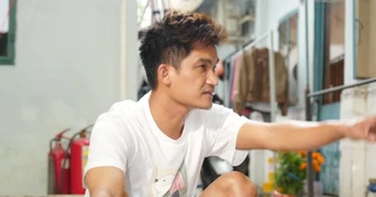 Nam diễn viên trăm tỷ đi bán bún khắp TP.HCM, vừa lên tiếng thông tin ở ẩn vì phá sản