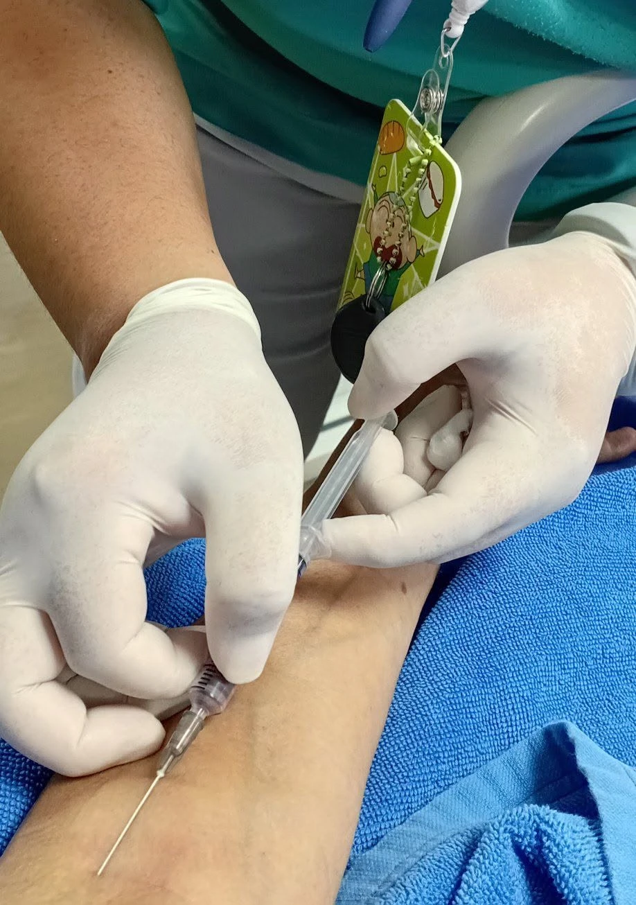 Nam diễn viên vừa qua đời trong tối 9/10 vì ung thư thực quản di căn sau 2 tháng nằm trong phòng chăm sóc đặc biệt (ICU) Nam diễn viên vừa qua đời trong tối 9/10 vì ung thư thực quản di căn sau 2 tháng nằm trong phòng chăm sóc đặc biệt (ICU)