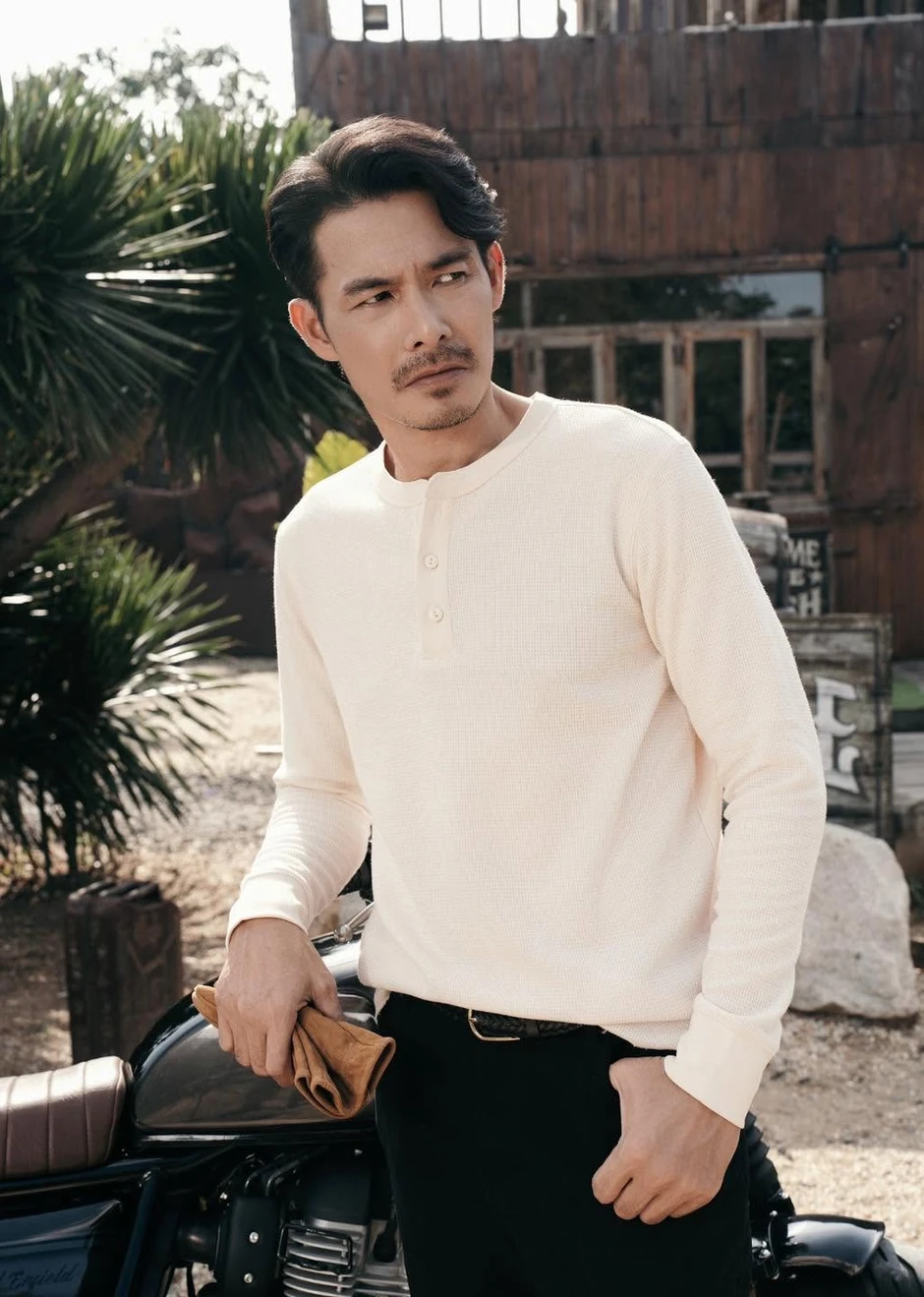 Nam nghệ sĩ đình đám 42 tuổi quê Cà Mau sống cô đơn khi vỡ nợ 20 tỷ đồng Nam nghệ sĩ đình đám 42 tuổi quê Cà Mau sống cô đơn khi vỡ nợ 20 tỷ đồng